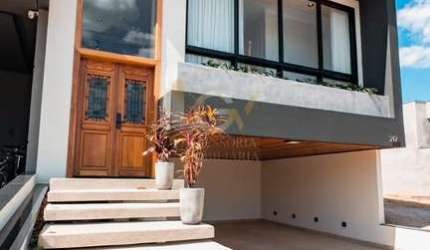 Casa em condomínio