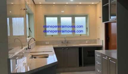 Cond. Fechado à Venda - Morumbi, 5 Quartos, 560m² - R$ 2.450.000 à venda