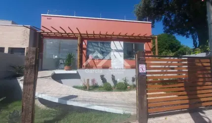 Casa em área comercial em Peruíbe