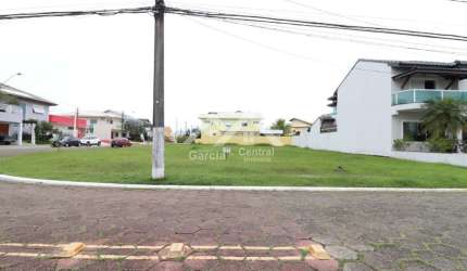 Terreno em condomínio fechado em Peruíbe