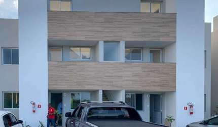 Apartamento à venda no bairro BURAQUINHO em Lauro de Freitas/BA