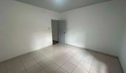 Casa independente com 2 dormitórios