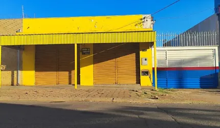 Excelente Ponto Comercial atrás do Posto de Sáude dp Universitário.
