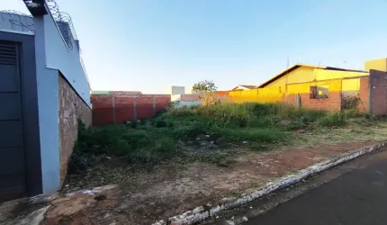 Terreno  Estratégico para Ponto Comercial ou Residencial