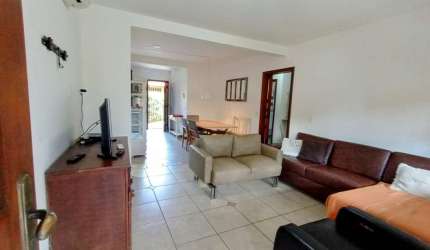 Casa com 3 quartos à venda na Rua João Luiz da Silva Brito, 32, Canasvieiras, Florianópolis, 126 m2 por R$ 1.500.000