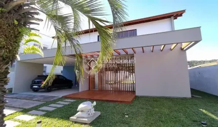 Casa com 4 quartos à venda na Rua Leonel Pereira, 2, Cachoeira do Bom Jesus, Florianópolis, 236 m2 por R$ 1.979.000