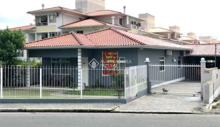 Casa com 7 quartos à venda na Rodovia Tertuliano Brito Xavier, 723, Canasvieiras, Florianópolis, 150 m2 por R$ 2.499.000
