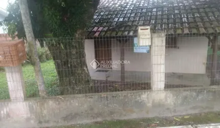 Casa em condomínio fechado com 2 quartos à venda na Leonildo Peirão, 149, Grama, Garopaba, 45 m2 por R$ 445.000