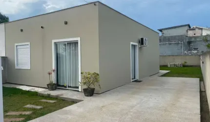 Casa com 2 quartos à venda na Manuel Araújo, 60, Vila Nova, Imbituba, 70 m2 por R$ 330.000