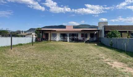 Casa com 2 quartos à venda na PMG 300, 12, Areais da Palhocinha, Garopaba, 70 m2 por R$ 522.500