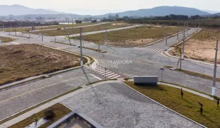 Terreno à venda na João De Araújo, 3780, Sambaqui, Imbituba, 321 m2 por R$ 118.000