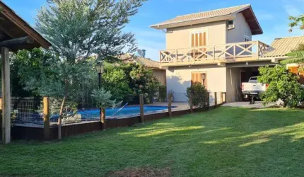 Casa com 4 quartos à venda na Das Buganviles, 109, Araçatuba, Imbituba, 180 m2 por R$ 725.000