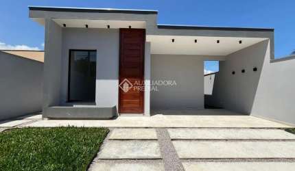 Casa em condomínio fechado com 2 quartos à venda na Rua Tetsuo Watanabe, 20, Jardim do Sol, Caraguatatuba, 116 m2 por R$ 800.000