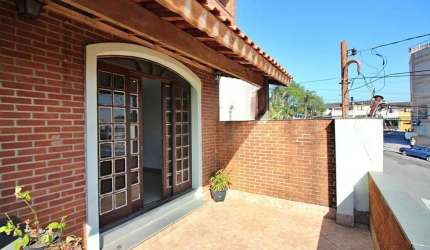 Casa com 3 quartos à venda na Francisco de Souza, 18, Ferrazópolis, São Bernardo do Campo, 245 m2 por R$ 600.000