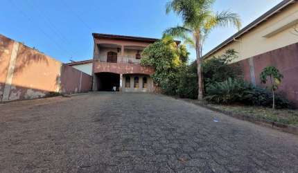 Casa com 4 quartos à venda na Rua Rio Grande do Sul, 522, São Bernardo, Campinas, 283 m2 por R$ 700.000