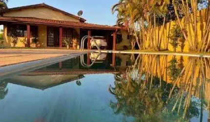 Fazenda à venda na Estrada Luiz de Queiroz Guimarães, 53, Reforma Agrária, Valinhos, 215 m2 por R$ 1.800.000