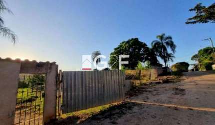 Terreno comercial à venda no Parque Rural Fazenda Santa Cândida, Campinas  por R$ 650.000