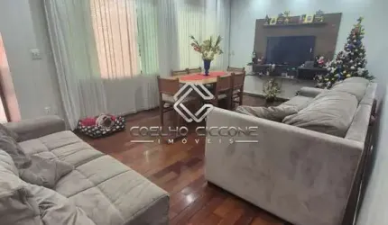Casa com 3 quartos à venda no Santa Paula, São Caetano do Sul  por R$ 1.075.000