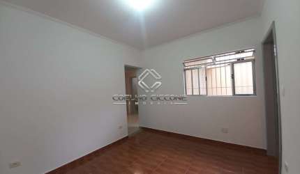 Casa com 2 quartos para alugar no Fundação, São Caetano do Sul  por R$ 2.250