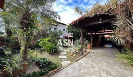 Casa com 3 dormitórios à venda, 200 m² por R$ 920.000,00 - Costazul - Rio das Ostras/RJ