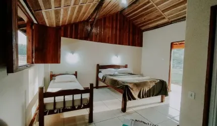 Fazenda a venda em Cunha :  Cachoeira e Pesqueiro na propriedade