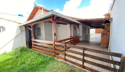 Casa de 3 Quartos a Venda no Bairro Canaã