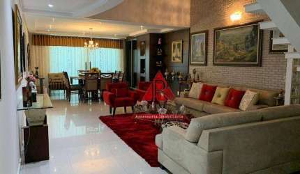 Casa com 4 suítes por R$ 2.200.000 - Lago da Boa Vista