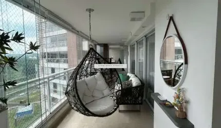 Apartamento de 196m² no 18 do Forte em Alphaville