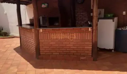 Casa Alto Padrão à venda em Araguari/MG