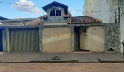 Casa à venda no bairro Jardim Milenium - Araguari/MG