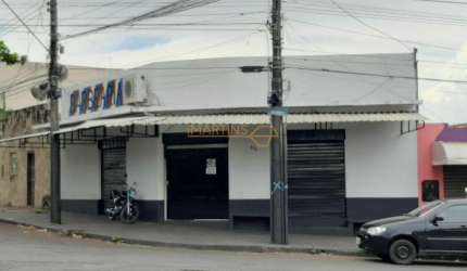Loja à venda no bairro Centro - Araguari/MG