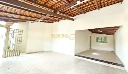 Casa à venda no bairro Miranda - Araguari/MG