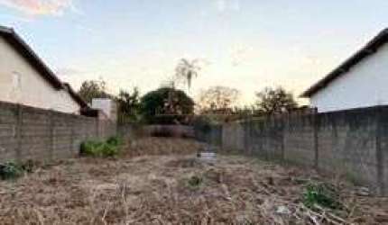 Terreno à venda no bairro Independência - Araguari/MG