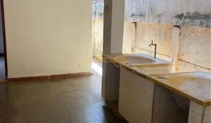 Casa à venda no bairro Goiás - Araguari/MG
