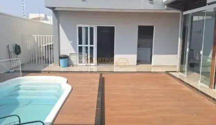Casa à venda no bairro Jardim Interlagos III - Araguari/MG