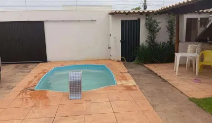 Casa à venda no bairro Jardim Botanico - Araguari/MG