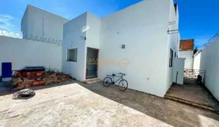 Casa à venda no bairro Bela Vista - Araguari/MG