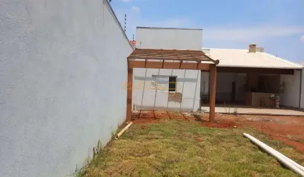 Casa à venda no bairro Jardim Botanico - Araguari/MG