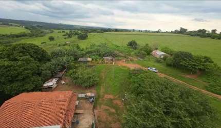 Fazenda à venda no bairro Centro - Araguari/MG