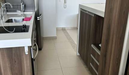 Aluguel Uno Loft 1 dormitório 1 vaga na Praça dos Enfartados