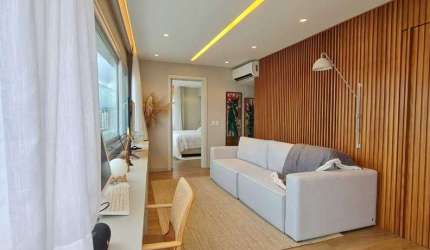 Apartamento à venda no bairro Beira Mar - Florianópolis/SC