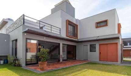 Casa à venda no bairro Campeche - Florianópolis/SC