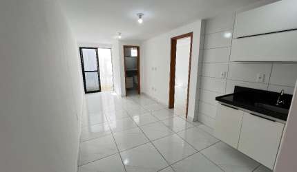 ALUGO LINDO TÉRREO COM 1/4 E ÁREA EXTERNA NO BESSA A   500 MT DA PRAIA JOÃO PESSOA PB