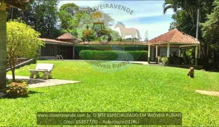 Fazenda para Venda em Cachoeiras de Macacu, Vecchi, 4 dormitórios, 2 suítes, 3 banheiros, 2 vagas