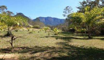 Sítio para Venda em Cachoeiras de Macacu, Guapiaçu, 2 dormitórios, 1 suíte, 2 banheiros, 2 vagas
