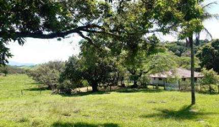 Sítio para Venda em Cachoeiras de Macacu, Marubaí, 2 dormitórios, 1 suíte, 1 banheiro, 1 vaga