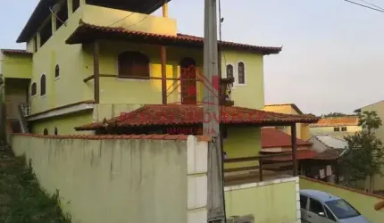 Duas casas com entradas independentes em condomínio vista mar em Cabo Frio