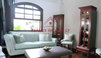 Casa independente 03 quartos no Centro de Cabo Frio à 600 metros da Praia