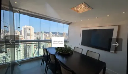 APARTAMENTO À VENDA, ALTO PADRÃO, VISTA PARA O MAR, SEMI MOBILIADO - BAIRRO: APARECIDA EM SANTOS/SP