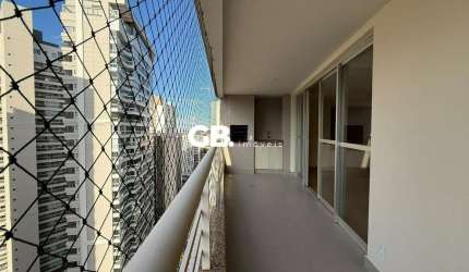 Apartamento com 3 quartos para alugar na Rua Caracas, 555, Gleba Palhano, Londrina por R$ 3.800